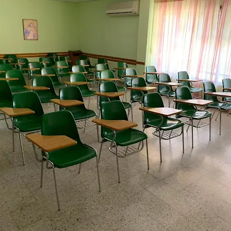 Ermita Del Carmen Híjar Hotel *