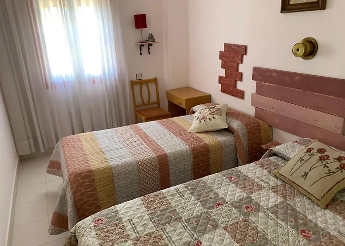 Hotel Ermita Del Carmen Hijar *